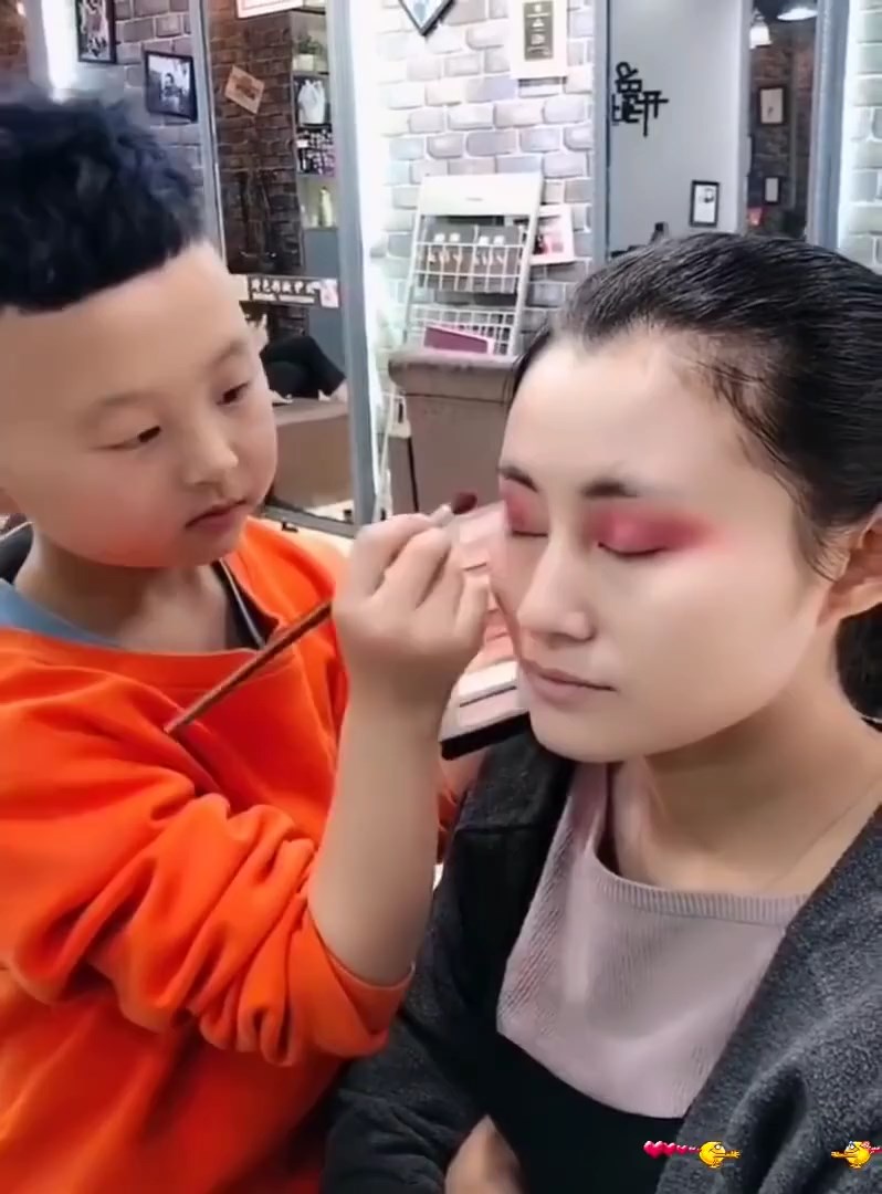 ช่างทำผมฟันน้ำนม