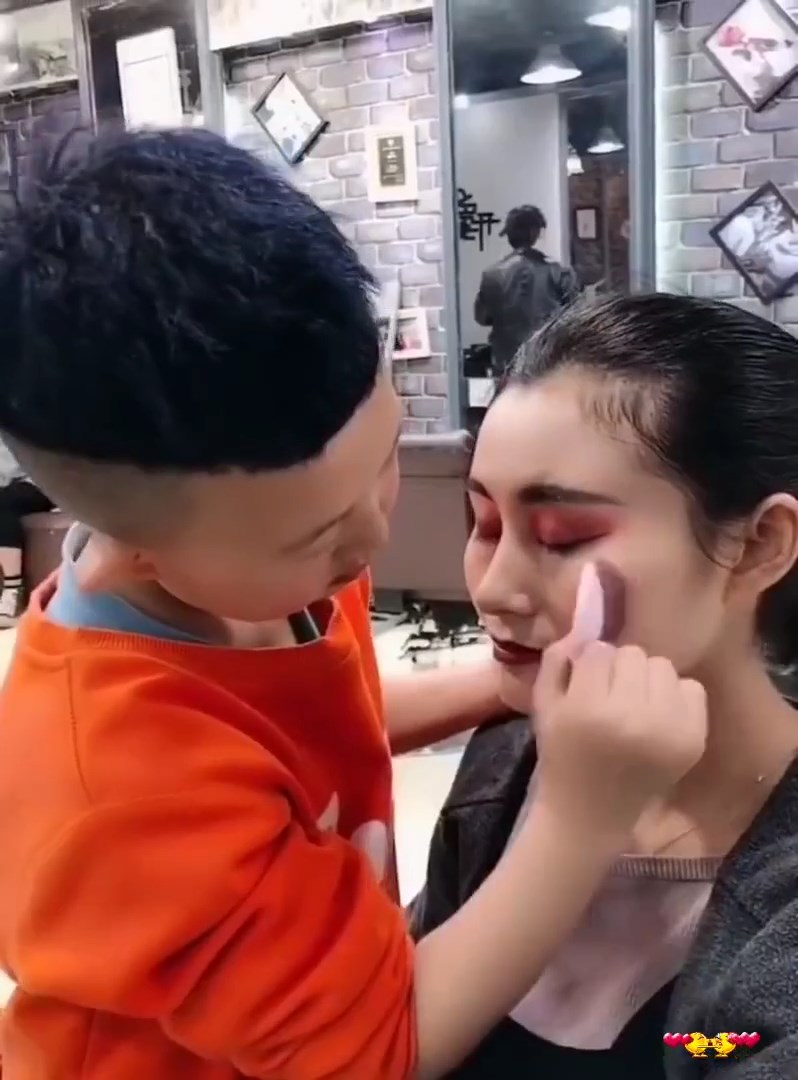 ช่างทำผมฟันน้ำนม