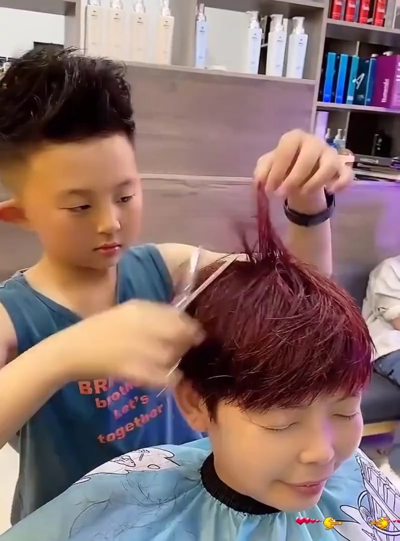 ช่างทำผมฟันน้ำนม