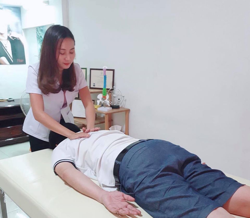 หมอตุ๊กตา คุณหมอนวดจัดกระดูก