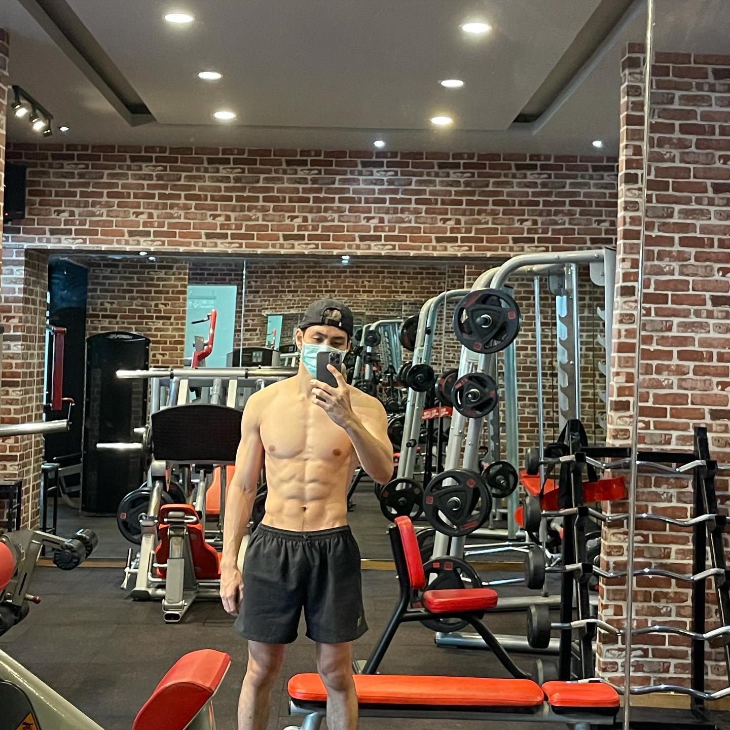 ม่อน ธนัชชัย