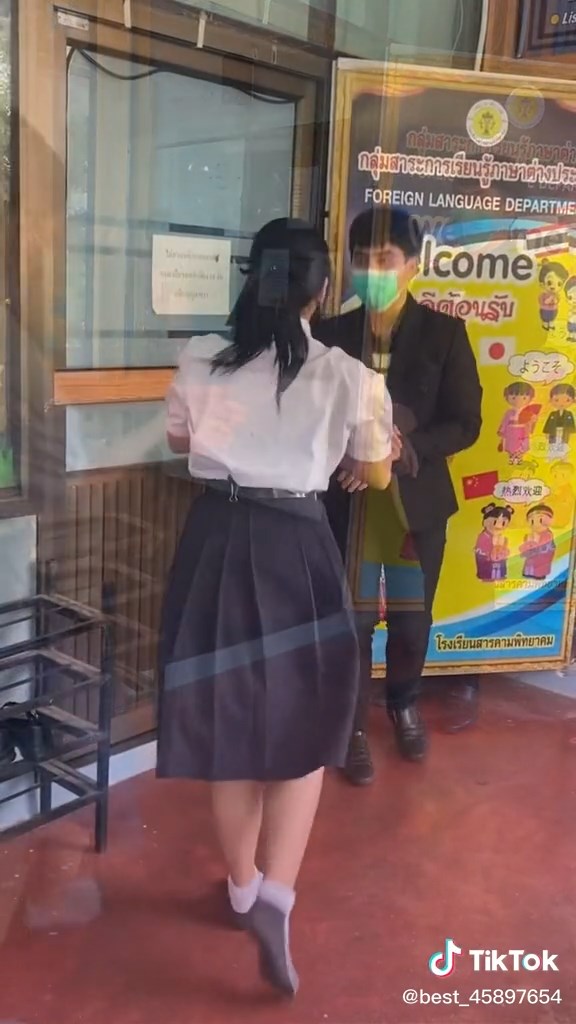 ครูพอลล่า