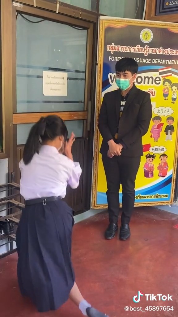 ครูพอลล่า