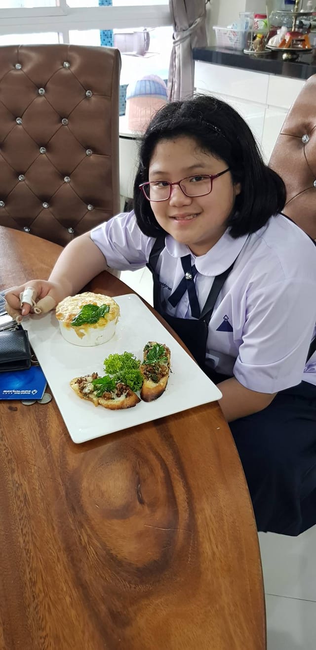 น้องริสา