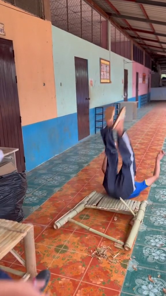 ตรวจงานนักเรียน