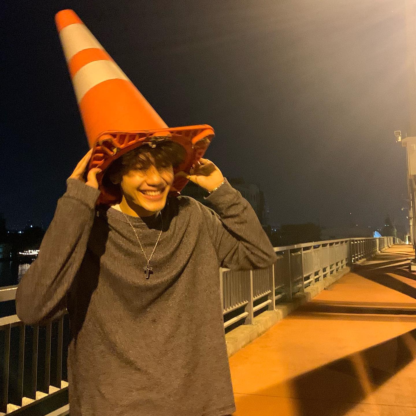 ซัน ร้อยพินิจ