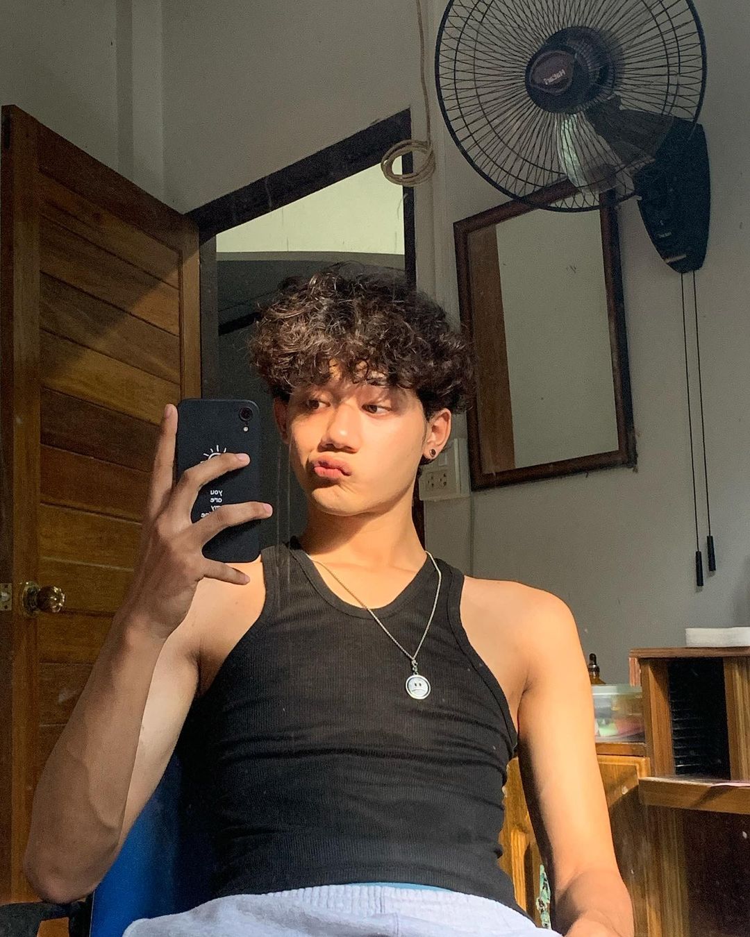 ซัน ร้อยพินิจ