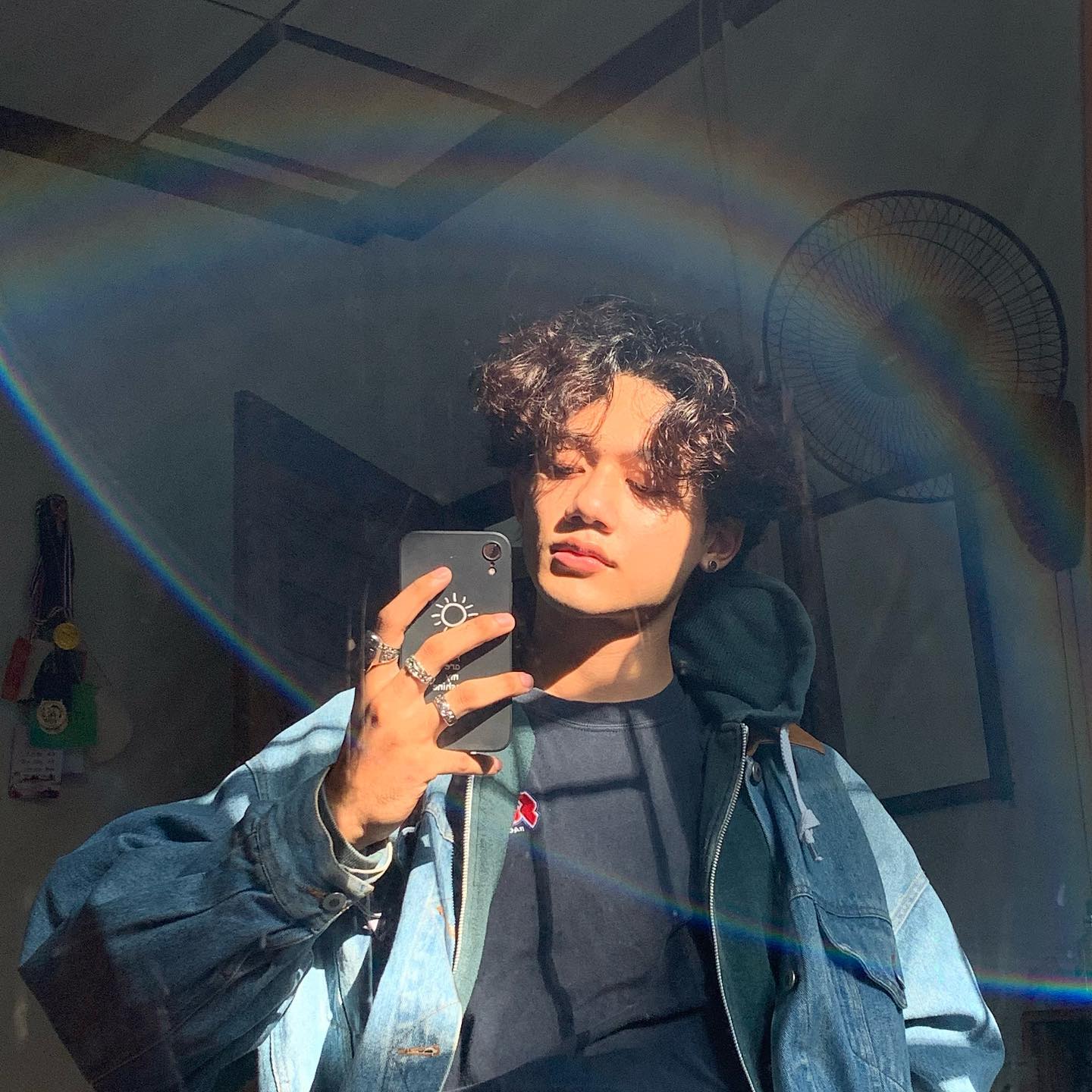 ซัน ร้อยพินิจ