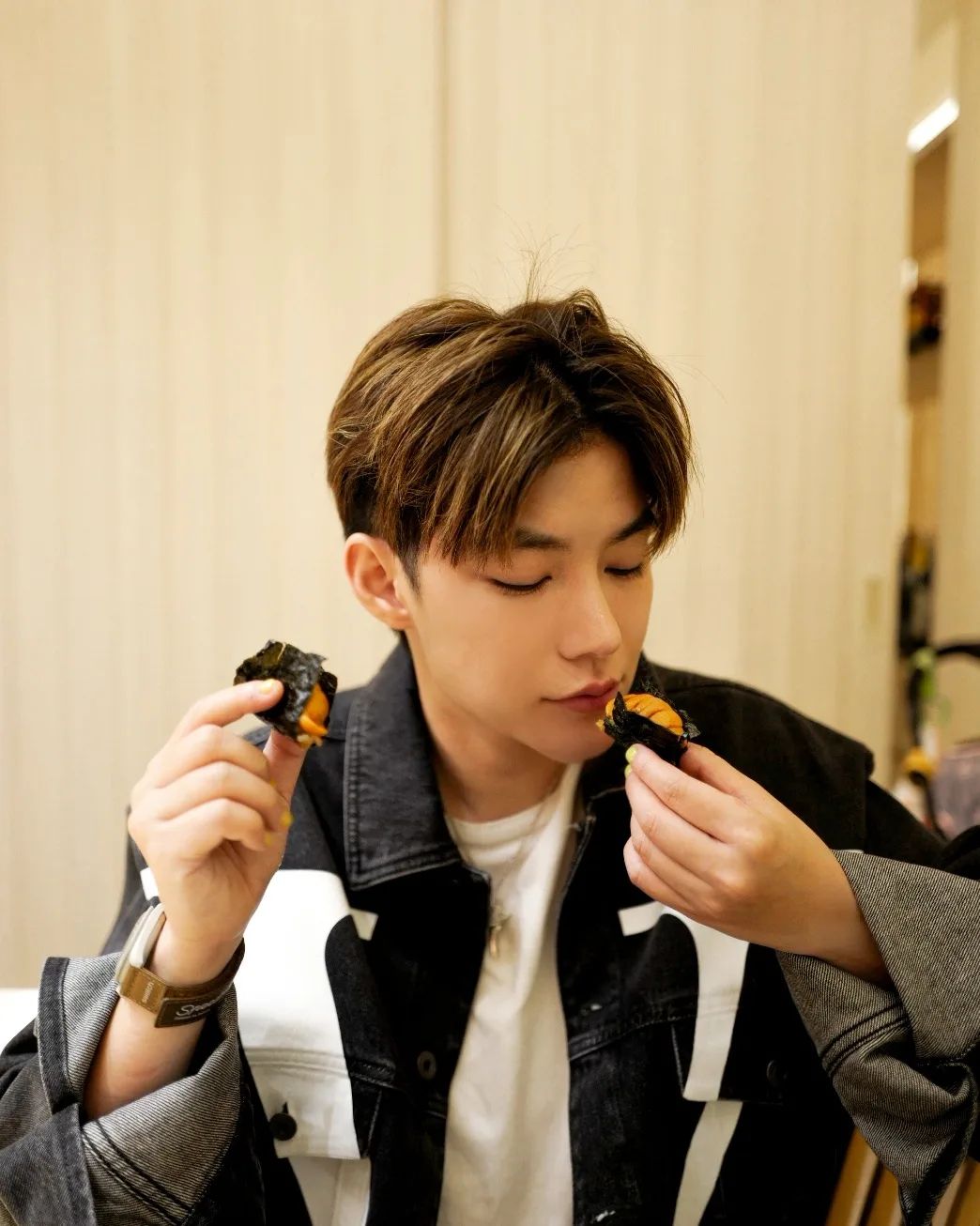 ติ๊นา ศุภนาฎ