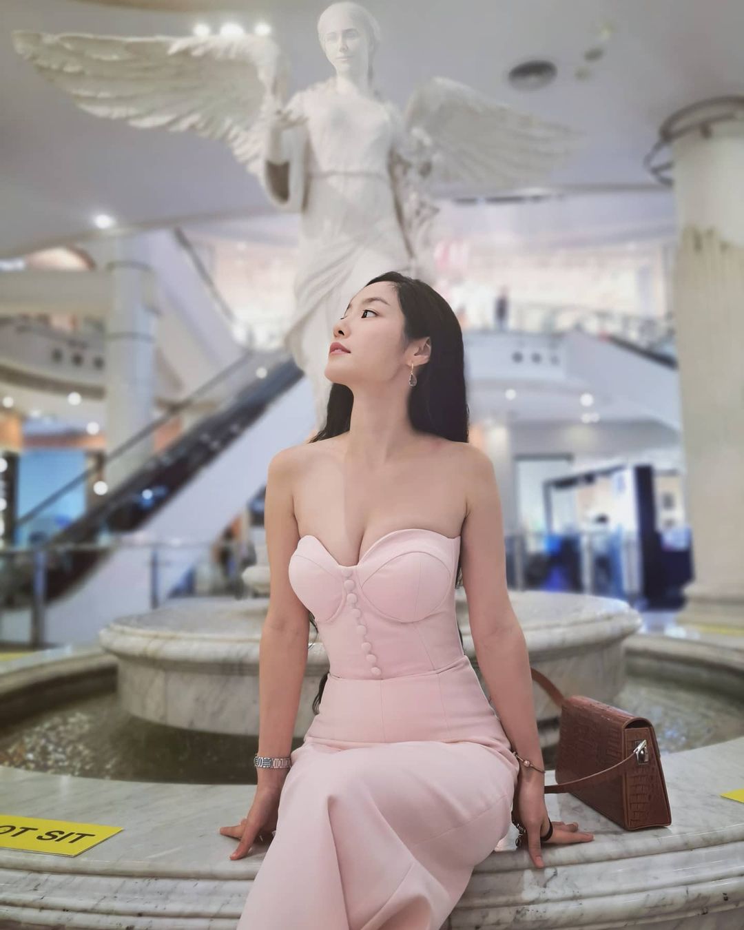 ครูดิว ติณณา