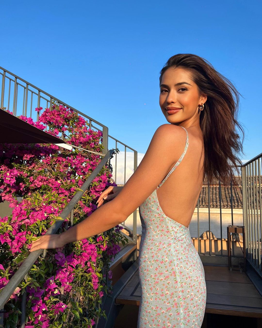 แอนโทเนีย โพซิ้ว