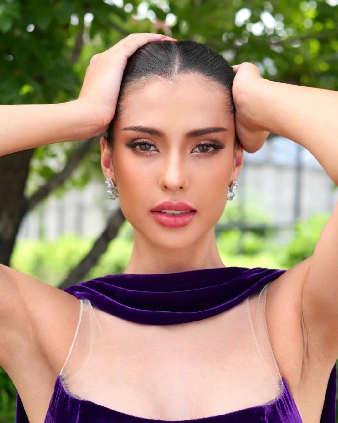 แอนโทเนีย โพซิ้ว