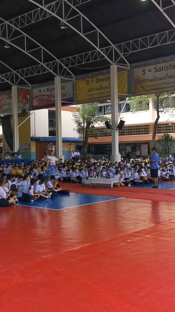 ประกวดชุดแฟนซี