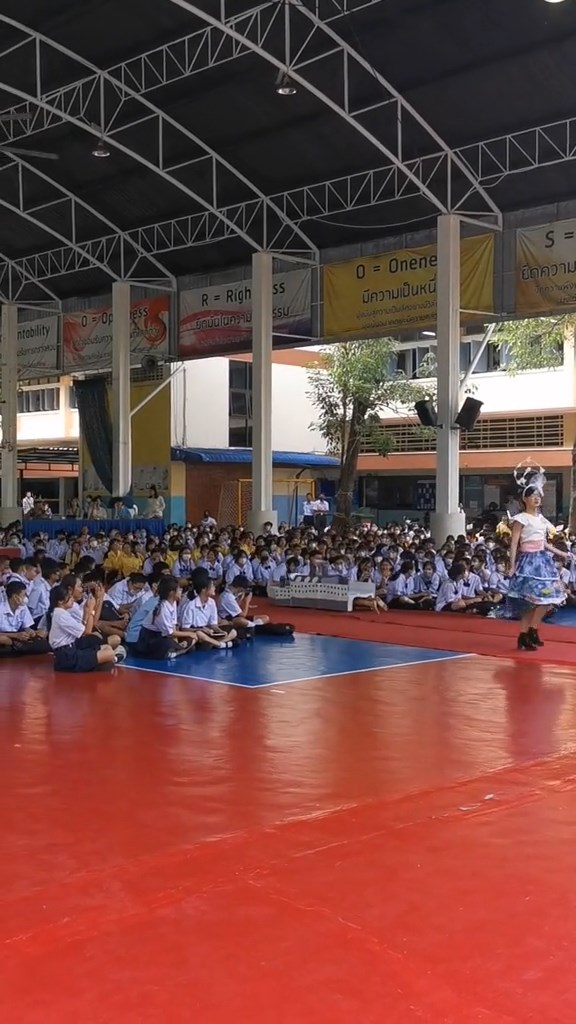 ประกวดชุดแฟนซี