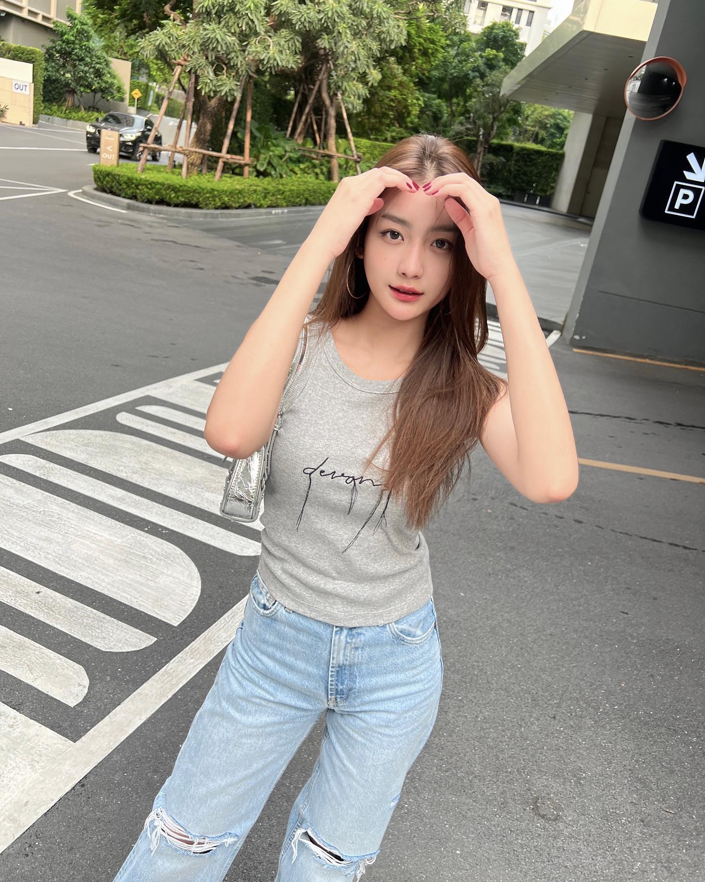 เพิร์ธ วีริณฐ์ศรา