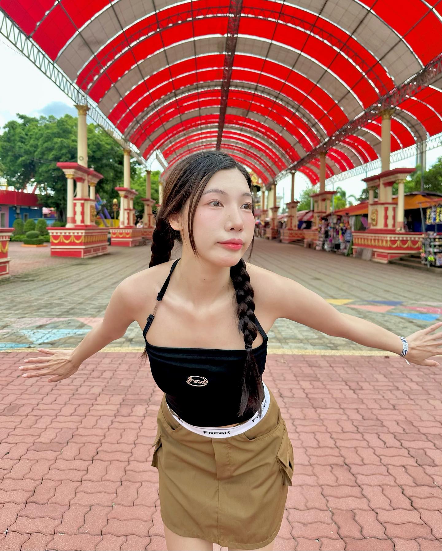 อุงเอิง สัณห์สิริ