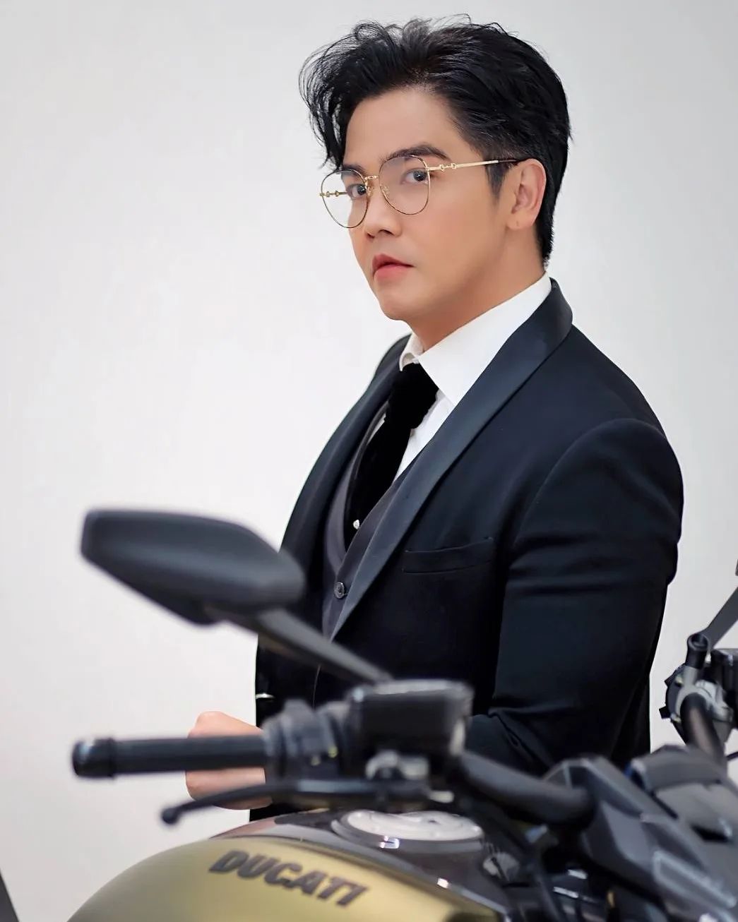 พีเค ปิยะวัฒน์