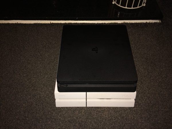 PS4 Slim