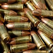 ความต่างระหว่างสงครามจริงๆ กับเกมส์ยิง Shooting