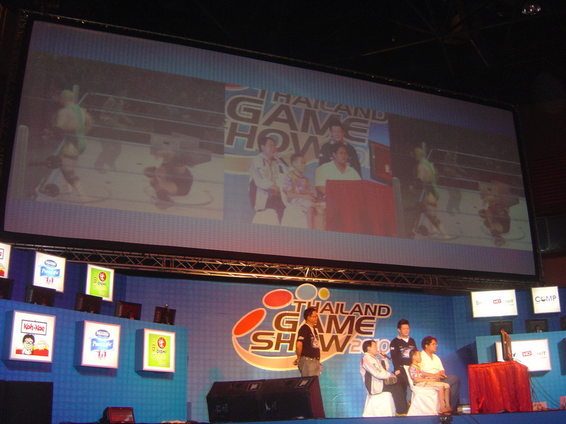 ปิดท้ายงาน TGS 2010 กับควันหลงพร้อม Pretty กับ Cosplay