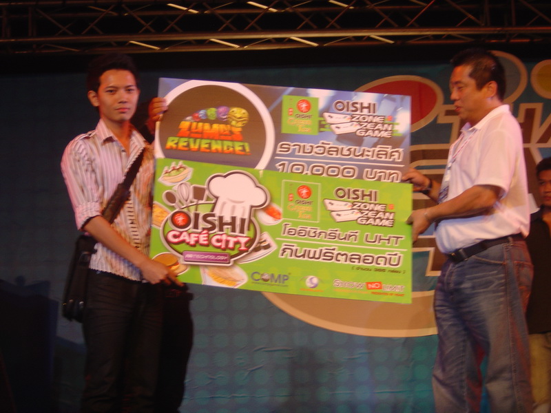 ปิดท้ายงาน TGS 2010 กับควันหลงพร้อม Pretty กับ Cosplay