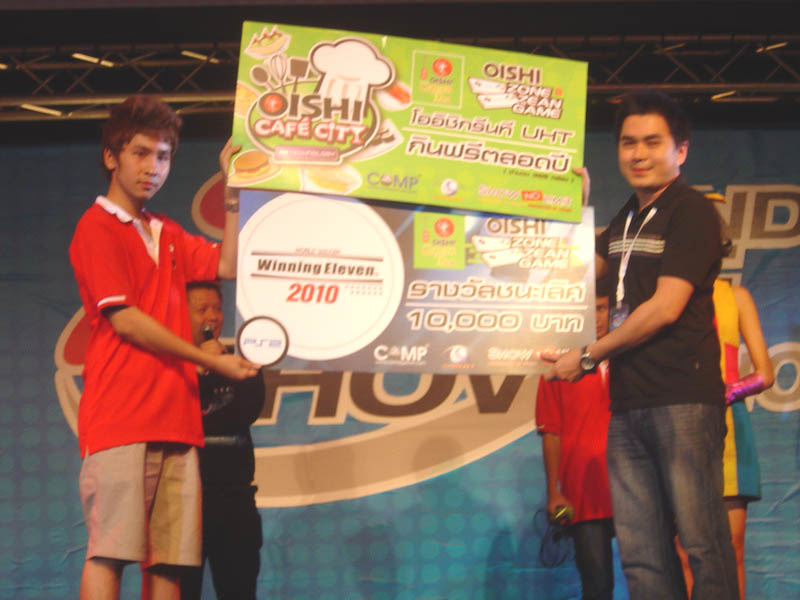 ปิดท้ายงาน TGS 2010 กับควันหลงพร้อม Pretty กับ Cosplay