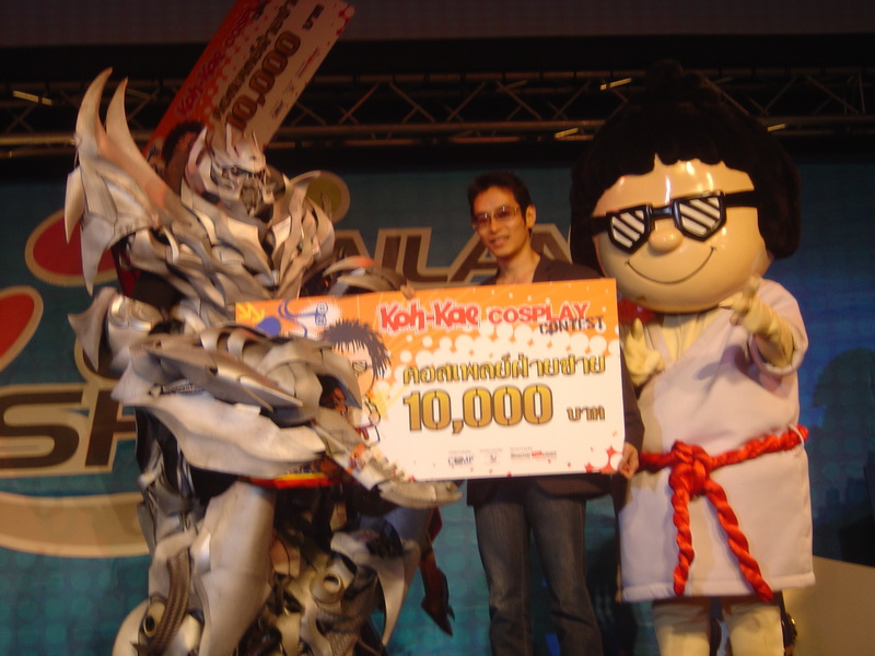 ปิดท้ายงาน TGS 2010 กับควันหลงพร้อม Pretty กับ Cosplay