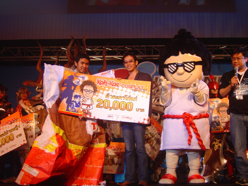 ปิดท้ายงาน TGS 2010 กับควันหลงพร้อม Pretty กับ Cosplay