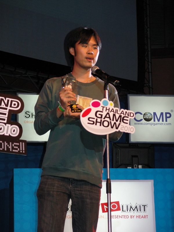 ปิดท้ายงาน TGS 2010 กับควันหลงพร้อม Pretty กับ Cosplay