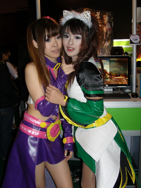 ปิดท้ายงาน TGS 2010 กับควันหลงพร้อม Pretty กับ Cosplay