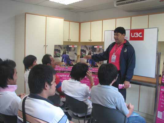 รายชื่อ 10  นักพากย์พรีเมียร์ลีกไฟแรง [PR]