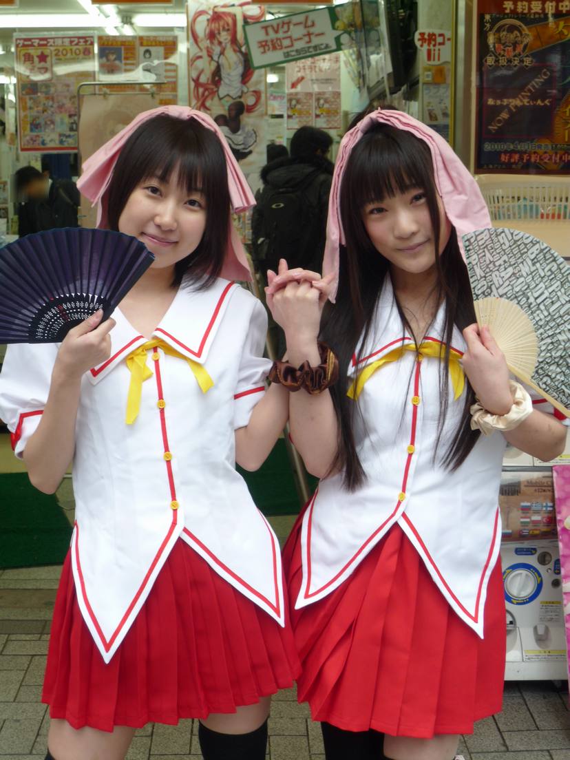 ภาพคอสเพลย์สาวๆ จากย่านอากิฮาบาระ