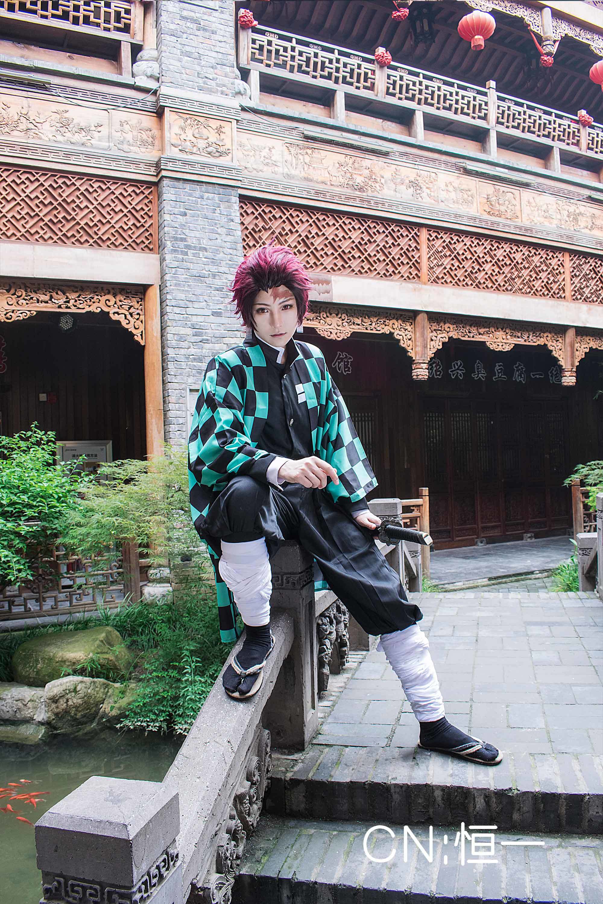 ชมคอสเพลย์ คามาดะ ทันจิโร่ ในดาบพิฆาตอสูร จาก CGcosplay