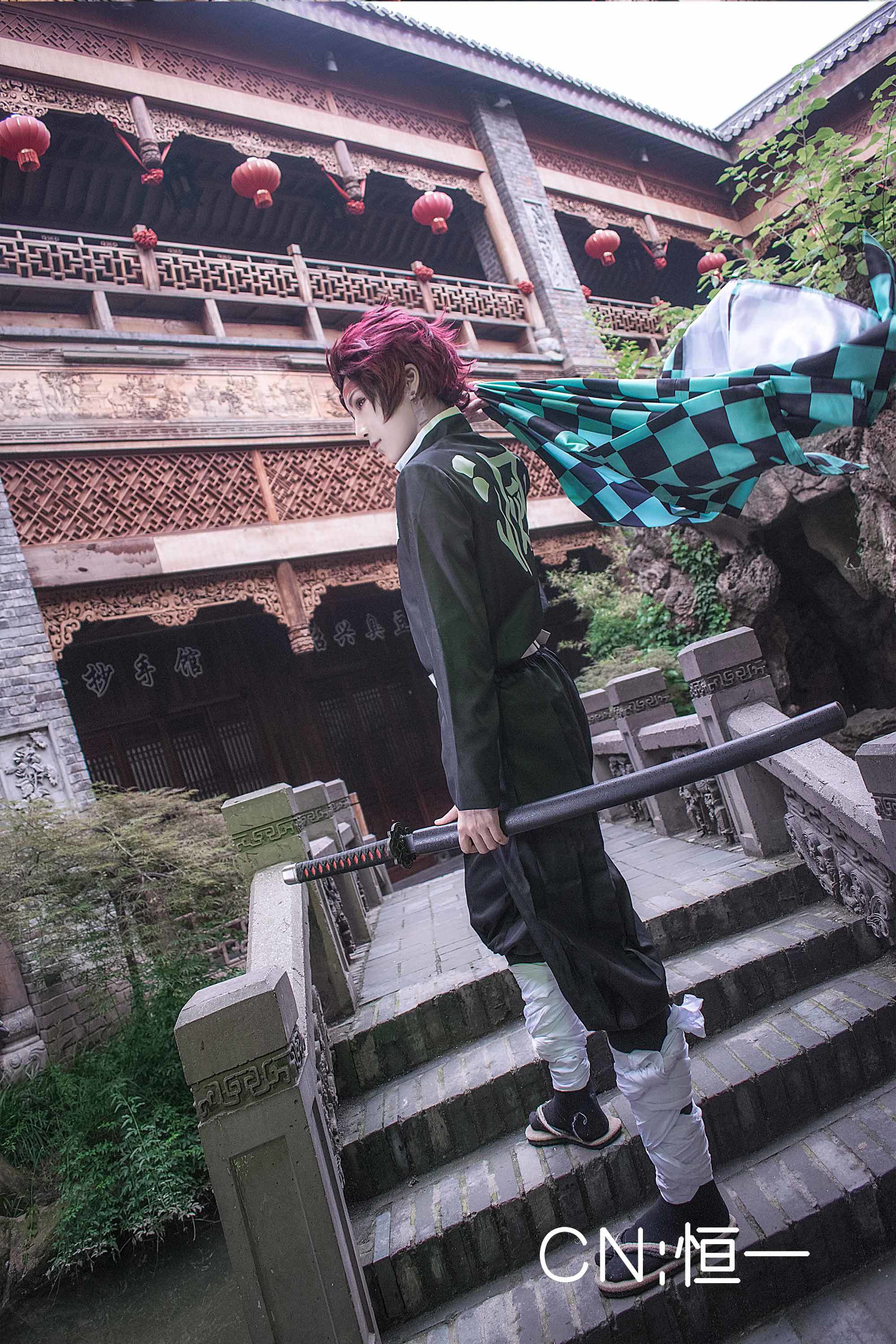 ชมคอสเพลย์ คามาดะ ทันจิโร่ ในดาบพิฆาตอสูร จาก CGcosplay