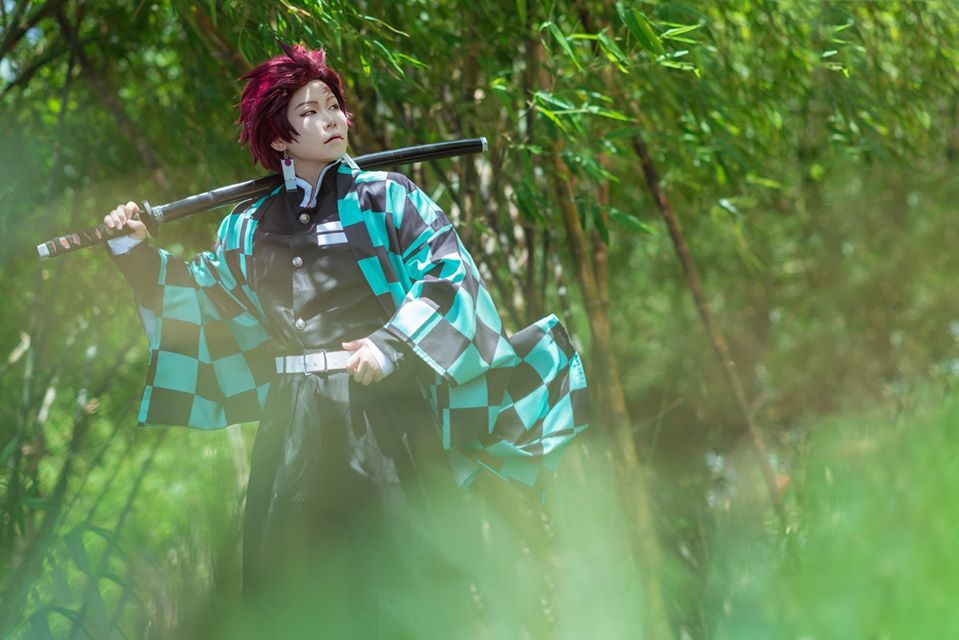 ชมคอสเพลย์ คามาดะ ทันจิโร่ ในดาบพิฆาตอสูร จาก Une Young