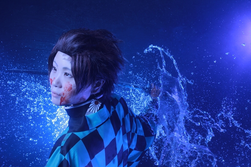 ชมคอสเพลย์ คามาดะ ทันจิโร่ ในดาบพิฆาตอสูร จาก makino