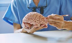 วิธีรักษา “โรคทางสมองและระบบประสาท” แบบไม่ต้องผ่าตัด