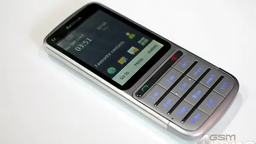 Nokia เปิดตัว C3-01 มือถือจอสัมผัส