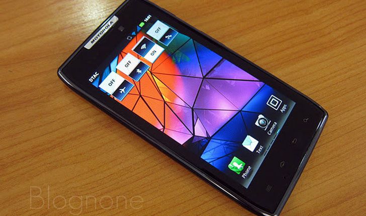 รีวิว Motorola RAZR การกลับมาที่สมศักดิ์ศรีของแบรนด์มือถืออันโฉบเฉี่ยว