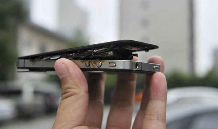 iPhone 4 ระเบิดอีกแล้ว รอบนี้เกิดขึ้นที่จีน