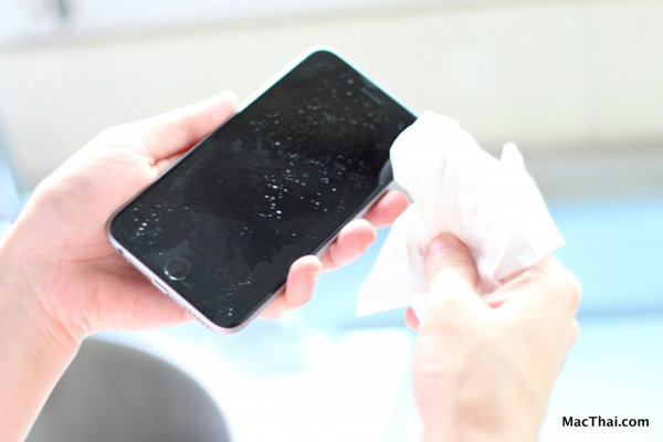 macthai-how-to-clean-iphone-ipad-screen-with-dishwashing-liquid-006
