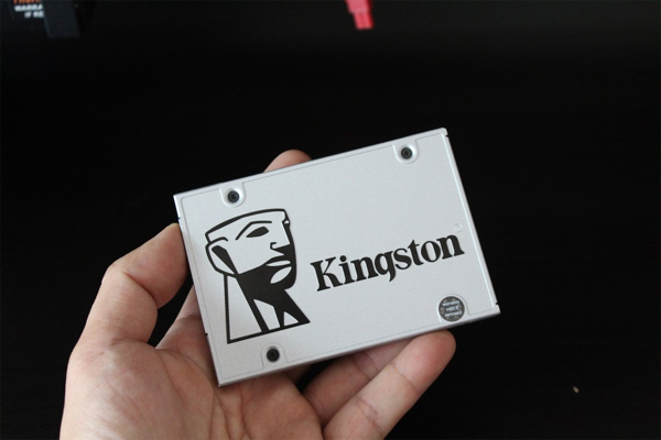 Kingston-UV400 (7)