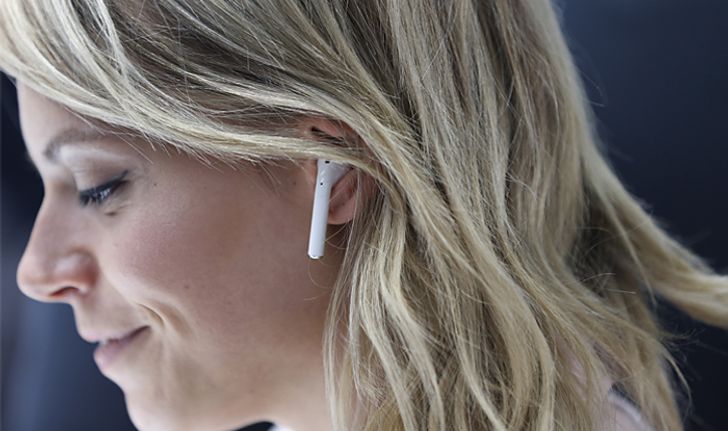 7 คุณสมบัติใหม่ของ Apple AirPods คุ้มมั้ยถ้าคิดจะซื้อ?