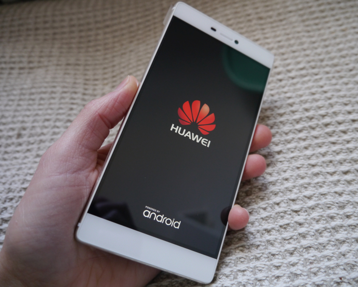 Huawei ยังรั้งเบอร์ 1 เหนียวแน่นตลาดมือถือจีน Apple ถูก Xiaomi เบียดหลุดท็อปโฟร์แล้ว