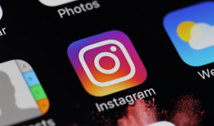 Instagram ทดสอบการรีโพสต์และสติกเกอร์แบบ GIF