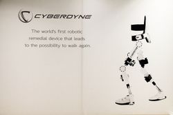 Cyberdyne หุ่นยนต์ไซบอร์กการแพทย์จากญี่ปุ่นเปิดตัวในไทย