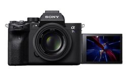 ชิปขาดตลาดเป็นเหตุ กระทบการขนส่งกล้อง Sony a7S III, a7II, a6400, a6100, ZV-E10