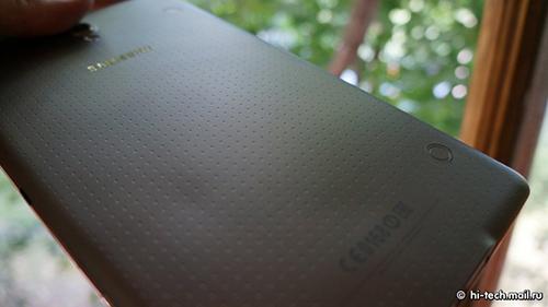 Galaxy Tab S 8.4 เครื่องร้อนเกินเหตุ ทำฝาหลังบวม