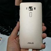 ASUS Zenfone 3 Deluxe