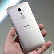 Sharp Aquos Z2